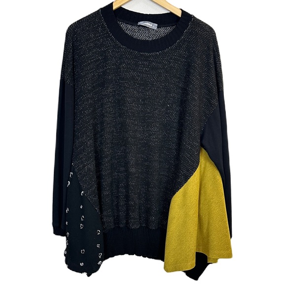 ALEMBIKA Tops - ALEMBIKA Black Trapeze Blouse Tunic Oversized Lagenlook‎ Mix Print Women’s Large